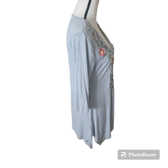Soft Surroundings Embroidered Floral Deep V-Neck Asymmetrical. Size M. - Picture 5 of 10